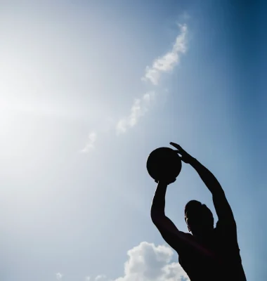silhouette-basketball-player-about-throw